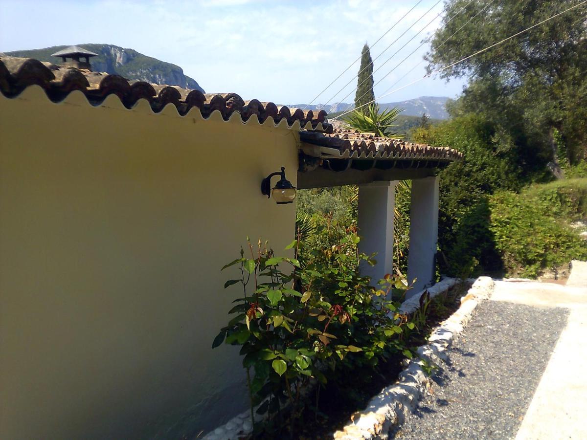 Villa Amalia'S House Liapades Esterno foto
